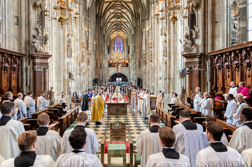 Priesterweihe Byzantinischer Ritus im Stephansdom / Erzdiözese Wien/ Schönlaub