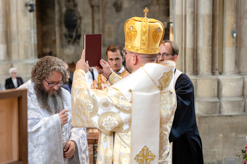 Priesterweihe Byzantinischer Ritus im Stephansdom / Erzdiözese Wien/ Schönlaub