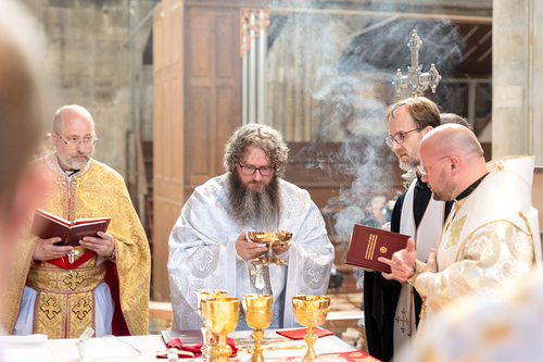 Priesterweihe Byzantinischer Ritus im Stephansdom / Erzdiözese Wien/ Schönlaub