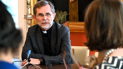 Erzbischof Josef Grünwidl im Interview