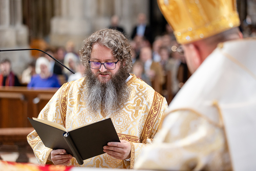 Priesterweihe Byzantinischer Ritus im Stephansdom / Erzdiözese Wien/ Schönlaub