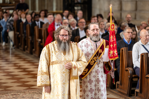 Priesterweihe Byzantinischer Ritus im Stephansdom / Erzdiözese Wien/ Schönlaub