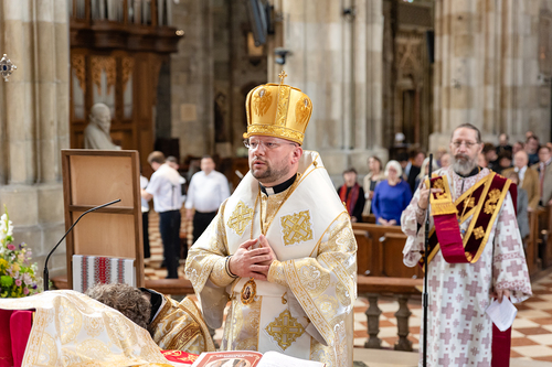 Priesterweihe Byzantinischer Ritus im Stephansdom / Erzdiözese Wien/ Schönlaub